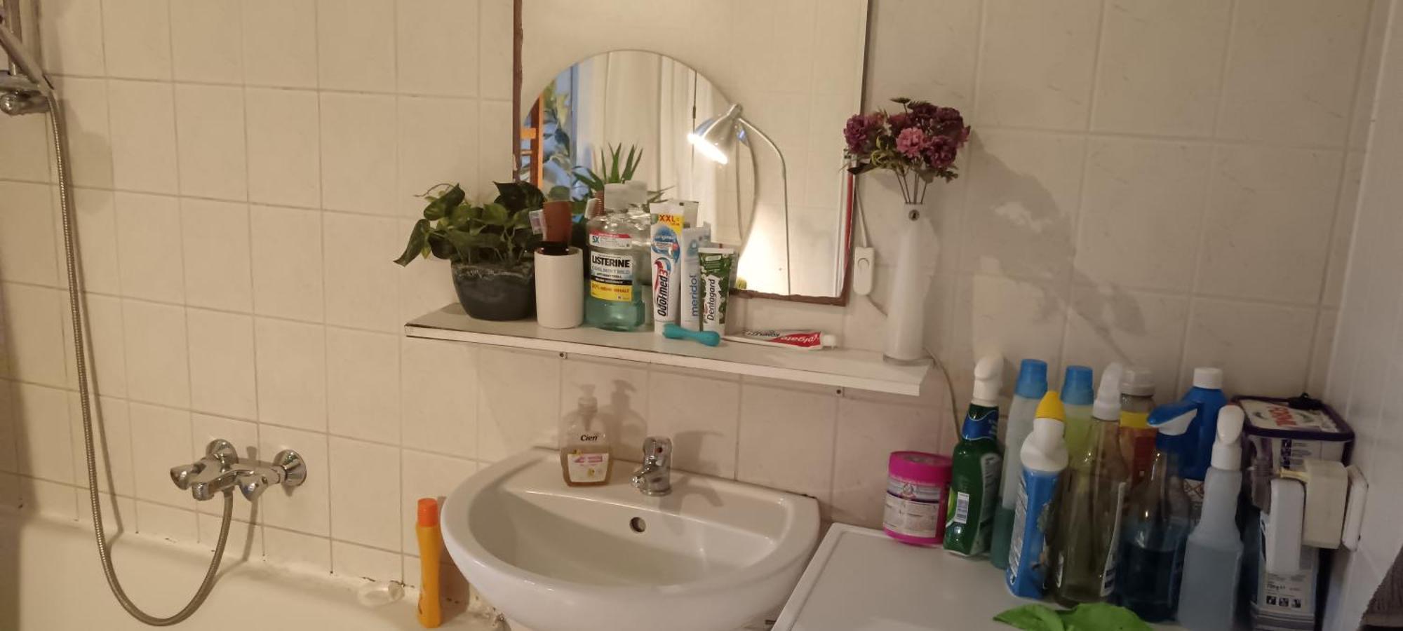 Private Bedroom Near Alexanderplatz In Sharing Apartment Берлин Экстерьер фото